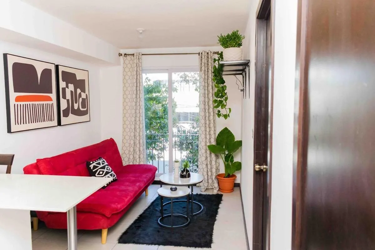- Comfy Apartment With Terrace In Zone 4 - Guatemala City