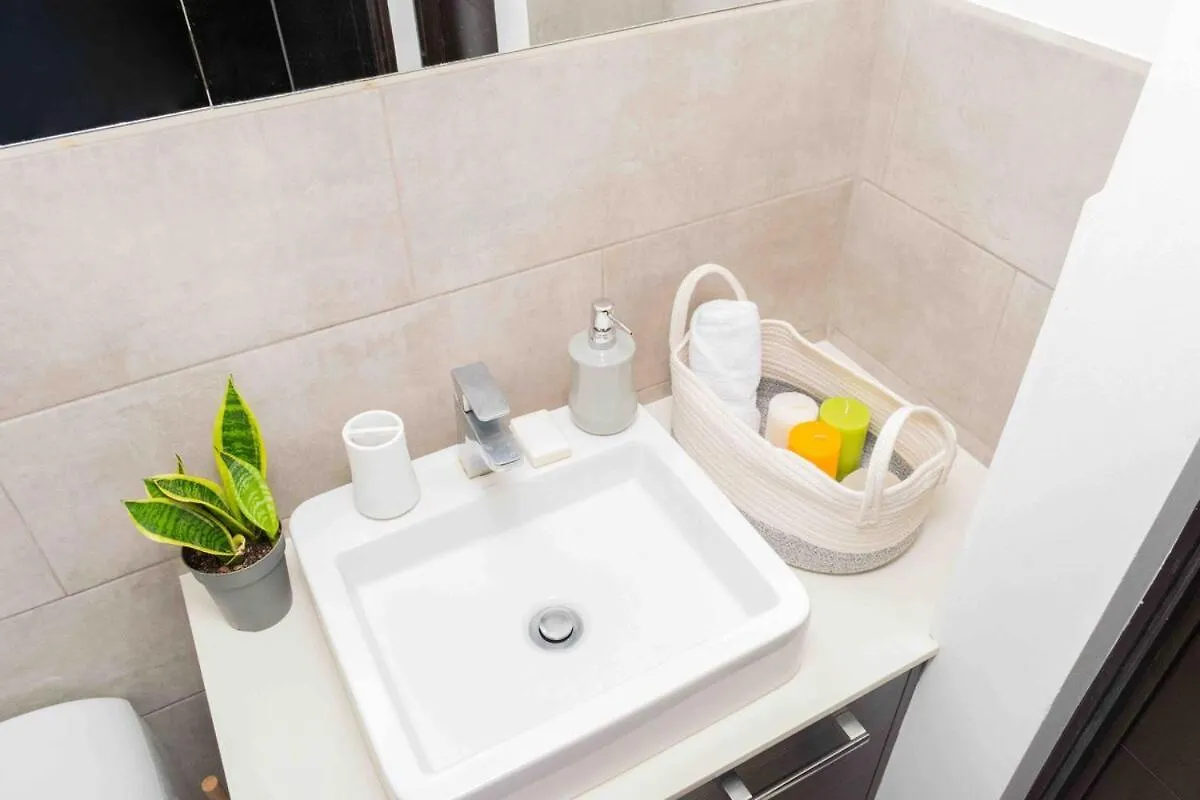 - Comfy Apartment With Terrace In Zone 4 - Guatemala City Guatemala
